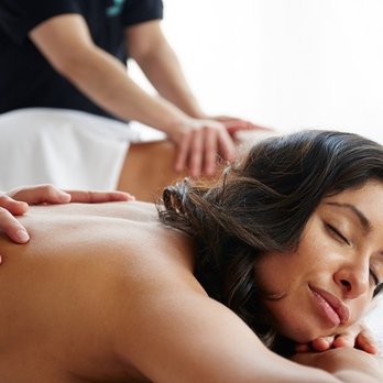 Lavender Massage - Couple's Massage - Massage Therapy Near Me - Kansas City, Missouri Lavender Massage - Couple's Massage - Massage Therapy Near Me - Kansas City, Missouri