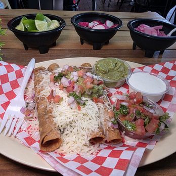 La malcriada - Beef Birria Fluatas - Mexican Near Me - National City, California La malcriada - Beef Birria Fluatas - Mexican Near Me - National City, California