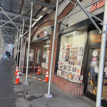 Zabar's - Outside - Bakeries Near Me - New York, New York
