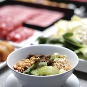 Pierce & King Go To Restaurants