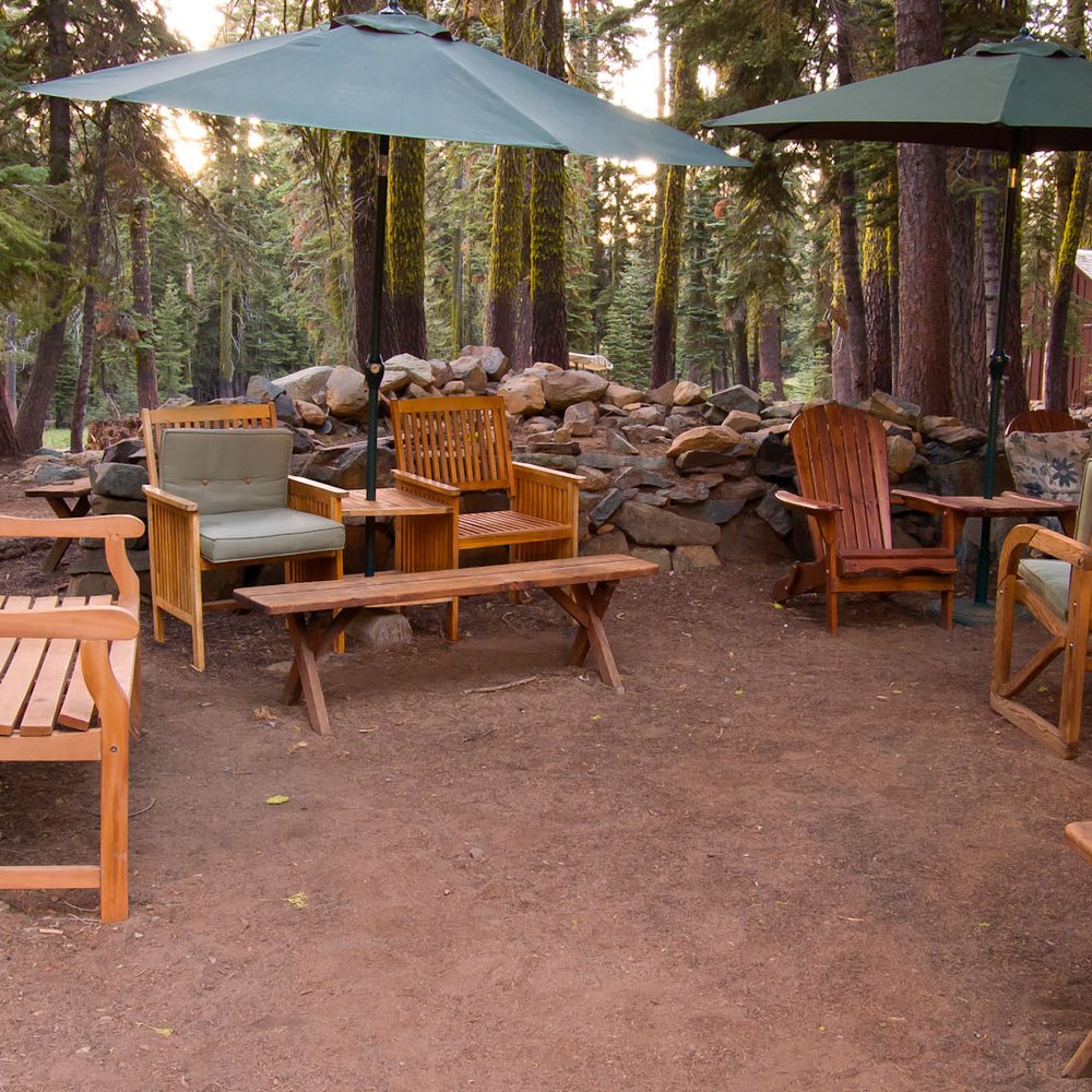 Gold Lake Lodge - Sitting area outside the dining hall - Vacation Rentals Near Me - Blairsden-Graeagle, California