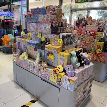 Claw Wonderland - Toy Stores Near Me - Houston, Texas Claw Wonderland - Toy Stores Near Me - Houston, Texas