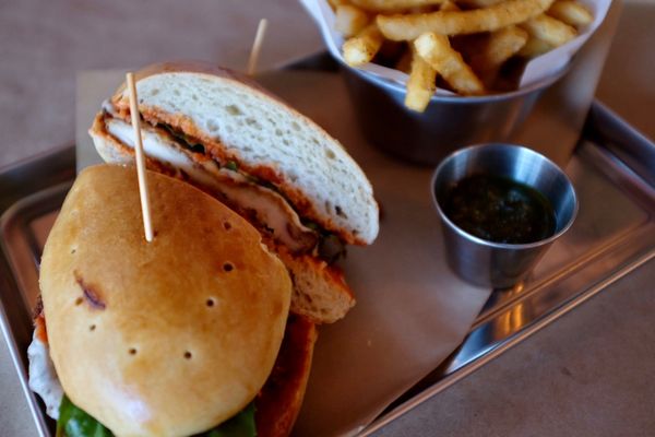 Panizza Bistro by null