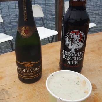 The Marshall Store - Clam chowder with some tasty beverages - Seafood Near Me - Marshall, California
