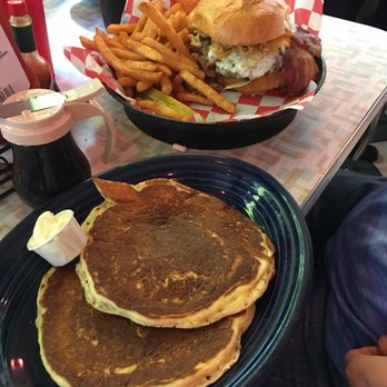 Moonlight Diner - Moonlight Burger and pancakes - Diners Near Me - Denver, Colorado Moonlight Diner - Moonlight Burger and pancakes - Diners Near Me - Denver, Colorado