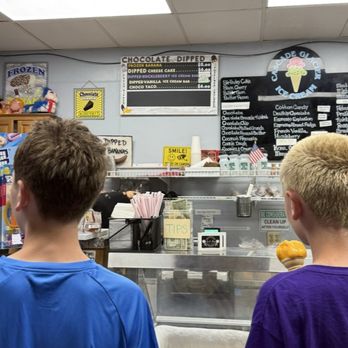 Nana's & Pop Pops Sweet Shop - Candy Stores Near Me - Oceanside, California