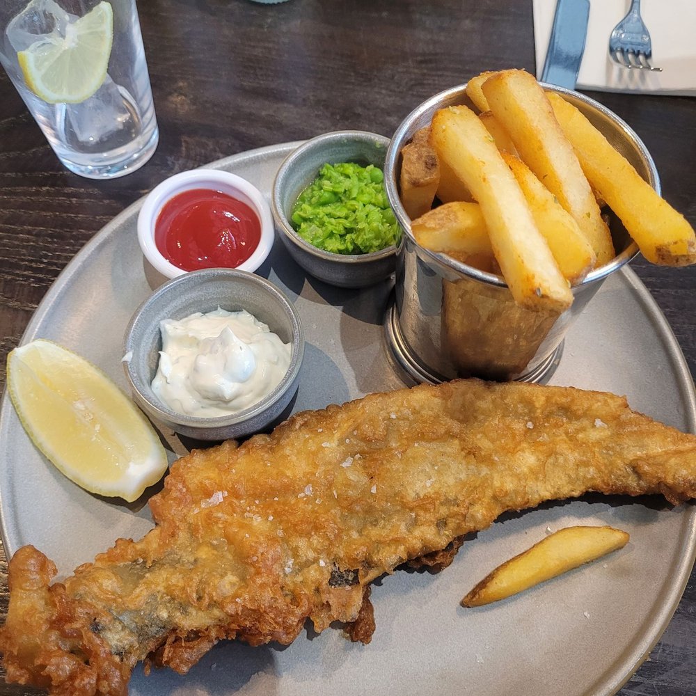 Pilots Bar & Kitchen - Fish and Chips - Bars Near Me - Hounslow, XGL Pilots Bar & Kitchen - Fish and Chips - Bars Near Me - Hounslow, XGL