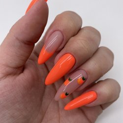 LS Nails - Polygel extensions with hand painted design.