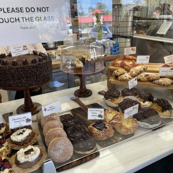 DiFebo's Market - Dessert case - Italian Near Me - Bethany Beach, Delaware