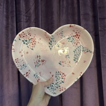 Mud Hut Pottery Studio - Heart - Art Classes Near Me - Riverside, California Mud Hut Pottery Studio - Heart - Art Classes Near Me - Riverside, California