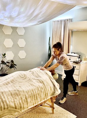 GET WELL MASSAGE AND SPA - Updated January 2025 - 2500 Bridges St