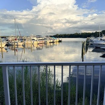 The Local's Eatery - Marina - Gastropubs Near Me - Niceville, Florida The Local's Eatery - Marina - Gastropubs Near Me - Niceville, Florida