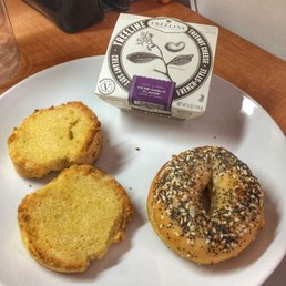 Frozen Everything Bagel 4-pack Frozen Everything Bagel 4-pack