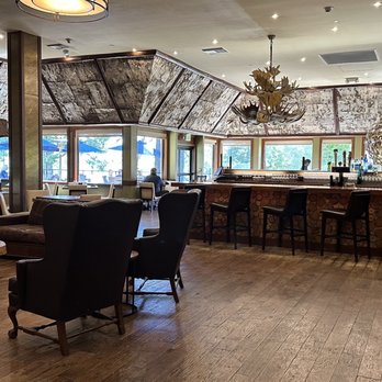 Bin 189 - Inside of restaurant - New American Near Me - Lake Arrowhead, California Bin 189 - Inside of restaurant - New American Near Me - Lake Arrowhead, California
