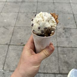 Crunchy Waffle Cones