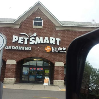 PetSmart - Pet Training Near Me - Schaumburg, Illinois