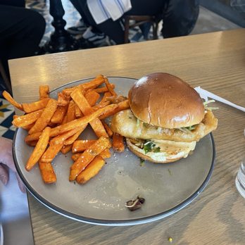 The Harvest Room - Whitefish Sandwich Sweet Potato Fries - New American Near Me - Munster, Indiana