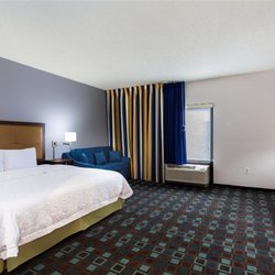 Hampton Inn Spring Hill - Guest room