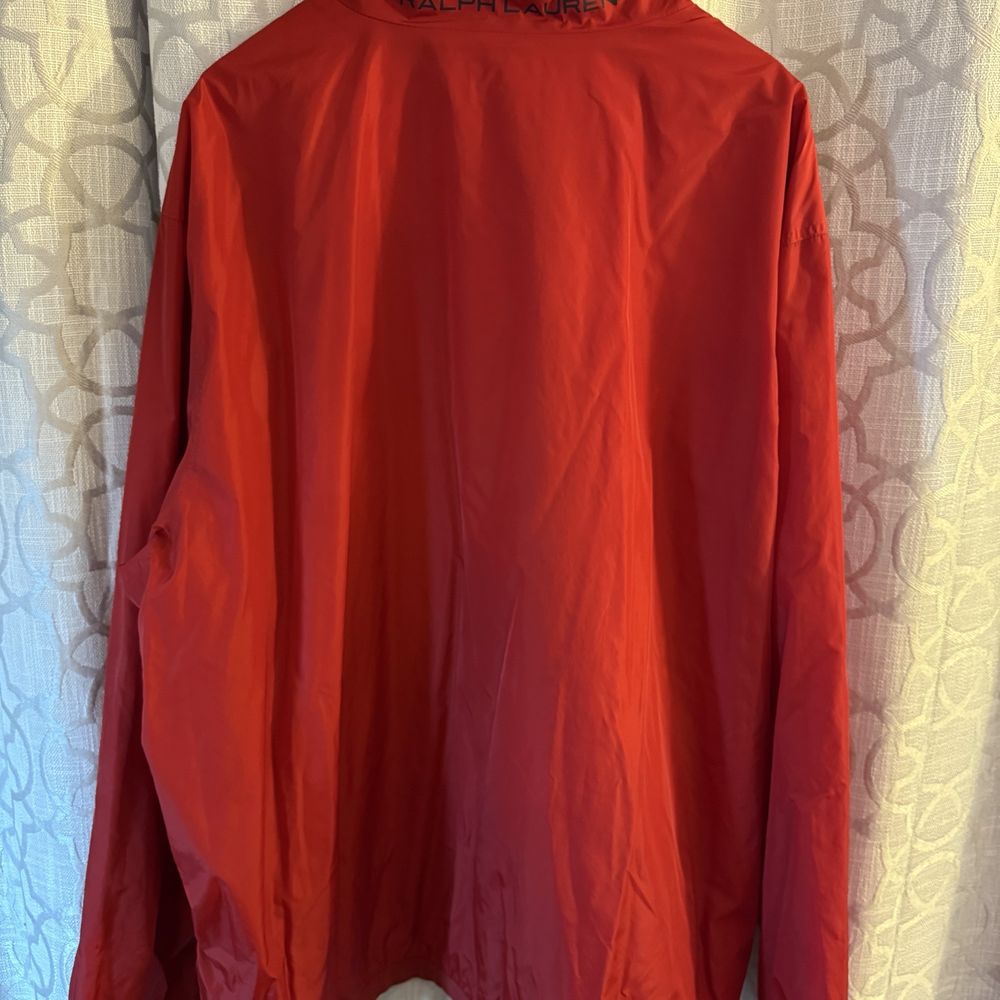 Red Carpet Tailor - Preston center - Back picture of the windbreaker - Sewing & Alterations Near Me - Dallas, Texas Red Carpet Tailor - Preston center - Back picture of the windbreaker - Sewing & Alterations Near Me - Dallas, Texas