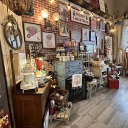Madeline's Vintage Marketplace