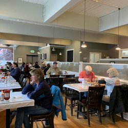 Sandpiper Cafe - Dining area