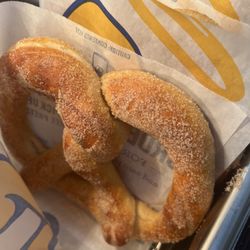 Auntie Anne's - Cinnamon Sugar Pretzels