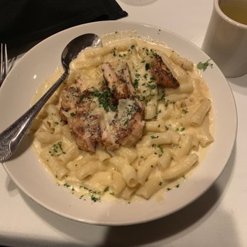 Harry & Izzy's - Chicken Alfredo - Steakhouses Near Me - Indianapolis, Indiana