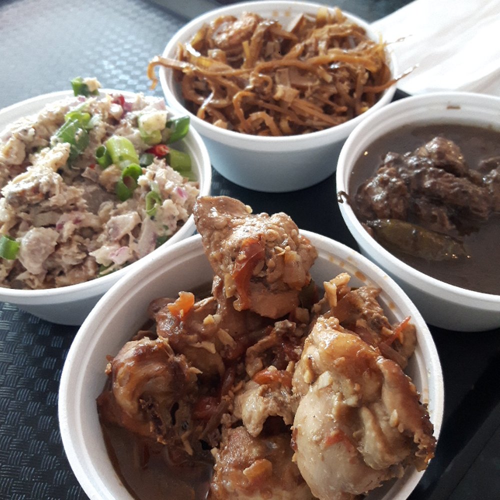 Handaan - Sisig, Adobo, Dinuguan and Ginataang puso ng saging 3 - Filipino Near Me - Mississauga, Ontario Handaan - Sisig, Adobo, Dinuguan and Ginataang puso ng saging 3 - Filipino Near Me - Mississauga, Ontario