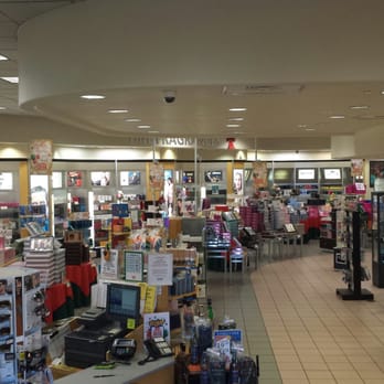 UETA Duty Free - Duty-Free Shops Near Me - Brownsville, Texas UETA Duty Free - Duty-Free Shops Near Me - Brownsville, Texas