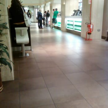 McDonald's - Counter to place your order - Fast Food Near Me - Rome, RM