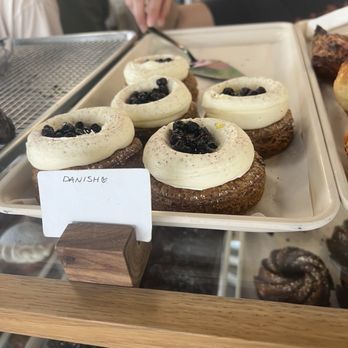 Loba Pastry + Coffee - Coffee & Tea Near Me - Chicago, Illinois