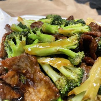 Hua Xia Chinese Restaurant - Beef and broccoli with House rice - Chinese Near Me - Everett, Massachusetts Hua Xia Chinese Restaurant - Beef and broccoli with House rice - Chinese Near Me - Everett, Massachusetts