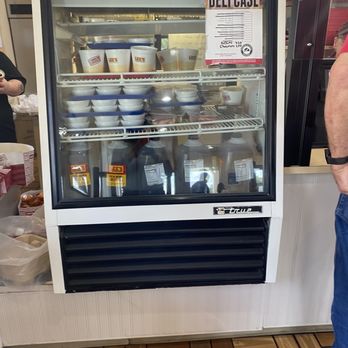 Lee's Famous Recipe Chicken - Deli case - Chicken Wings Near Me - Jasper, Alabama Lee's Famous Recipe Chicken - Deli case - Chicken Wings Near Me - Jasper, Alabama