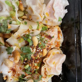 Mama Lu’s Dumpling House - spicy wontons pork & shrimp(10) - Chinese Near Me - Pasadena, California