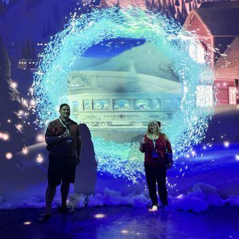 Twas The Light Before Christmas - Cool room - Virtual Reality Centers Near Me - Honolulu, Hawaii