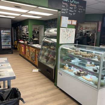 Fresh Twisted Cafe - The entryway - Coffee & Tea Near Me - Chico, California