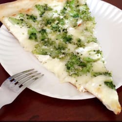 Roberto's Pizza Restaurant - White with broccoli :)