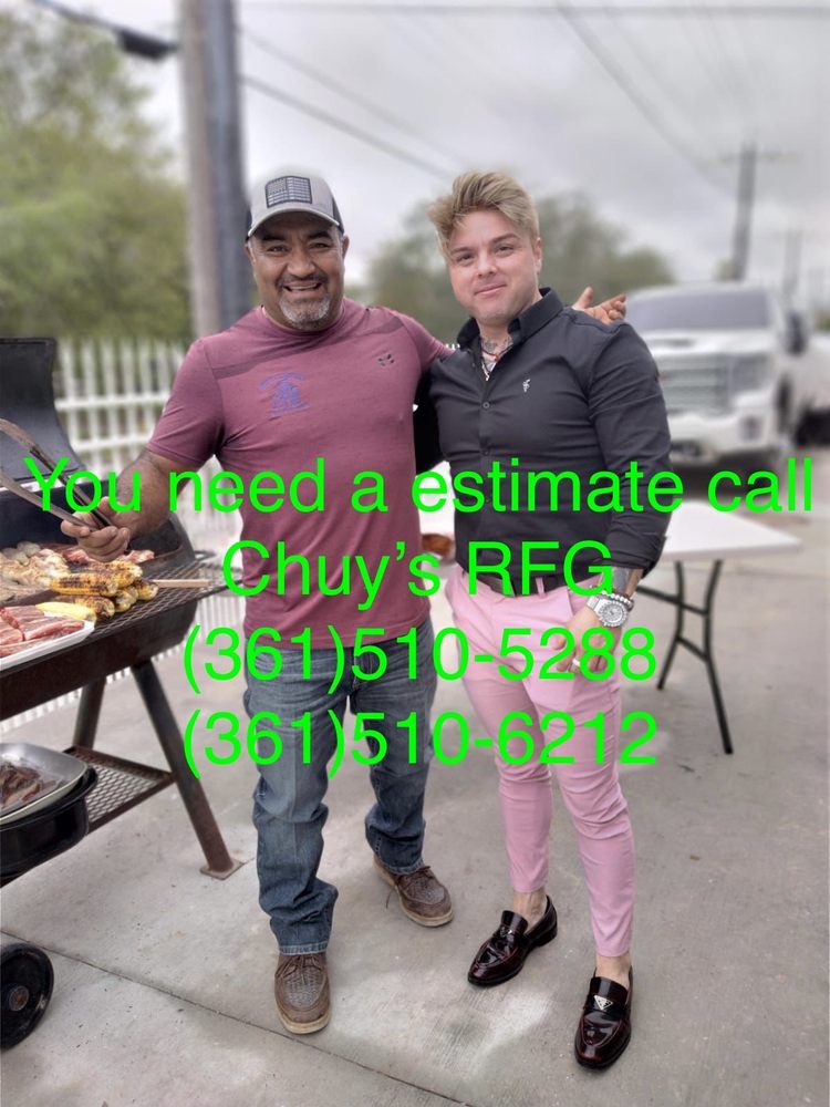 Slide of Chuy's Roofing