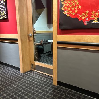 Guitar Center - Musical Instruments & Teachers Near Me - Phoenix, Arizona