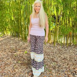 Anusara Yoga - Donna Hildebrandt E-RYT® 500, YACEP® Anusara Elements Teacher