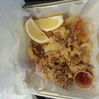 Al's Pizzeria - Aweful,  glad I received plenty of sauce! - Pizza Near Me - Riverside, Illinois