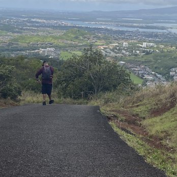 Tripler Ridge - Oahu and my hubby. - Hiking Near Me - Honolulu, Hawaii