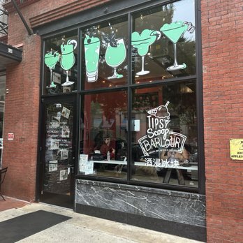 Tipsy Scoop - Front entrance - Ice Cream & Frozen Yogurt Near Me - Washington, DC, District of Columbia
