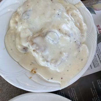 Cheliz - Biscuits and gravy - Breakfast & Brunch Near Me - San Bernardino, California Cheliz - Biscuits and gravy - Breakfast & Brunch Near Me - San Bernardino, California