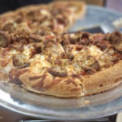 The large pizza special with three toppings meatballs, sausage, pepperoni very delicious.