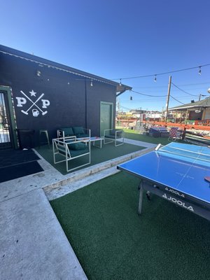 Putt Pub by null