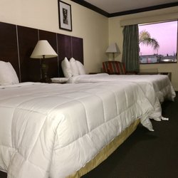 Budget Host Inn - Double beds