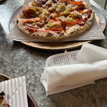 MozzaPi - Pizza Near Me - Louisville, Kentucky