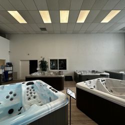 West Coast Spas - Showroom