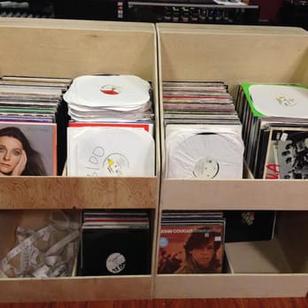 California Turntable - High Fidelity Audio Equipment Near Me - Fullerton, California